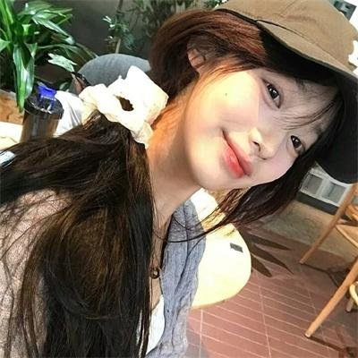 布劳涅森林的女人们